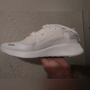 White Nike womens size 10